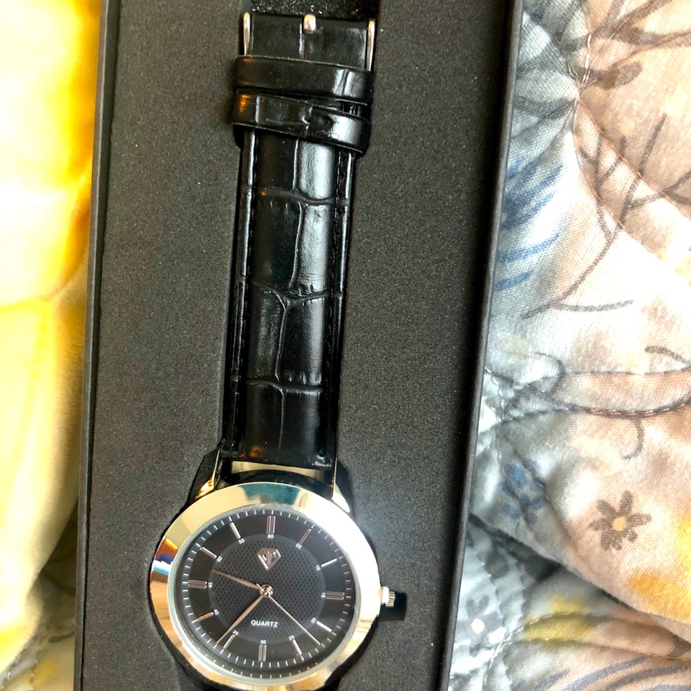 DF Quartz Watch